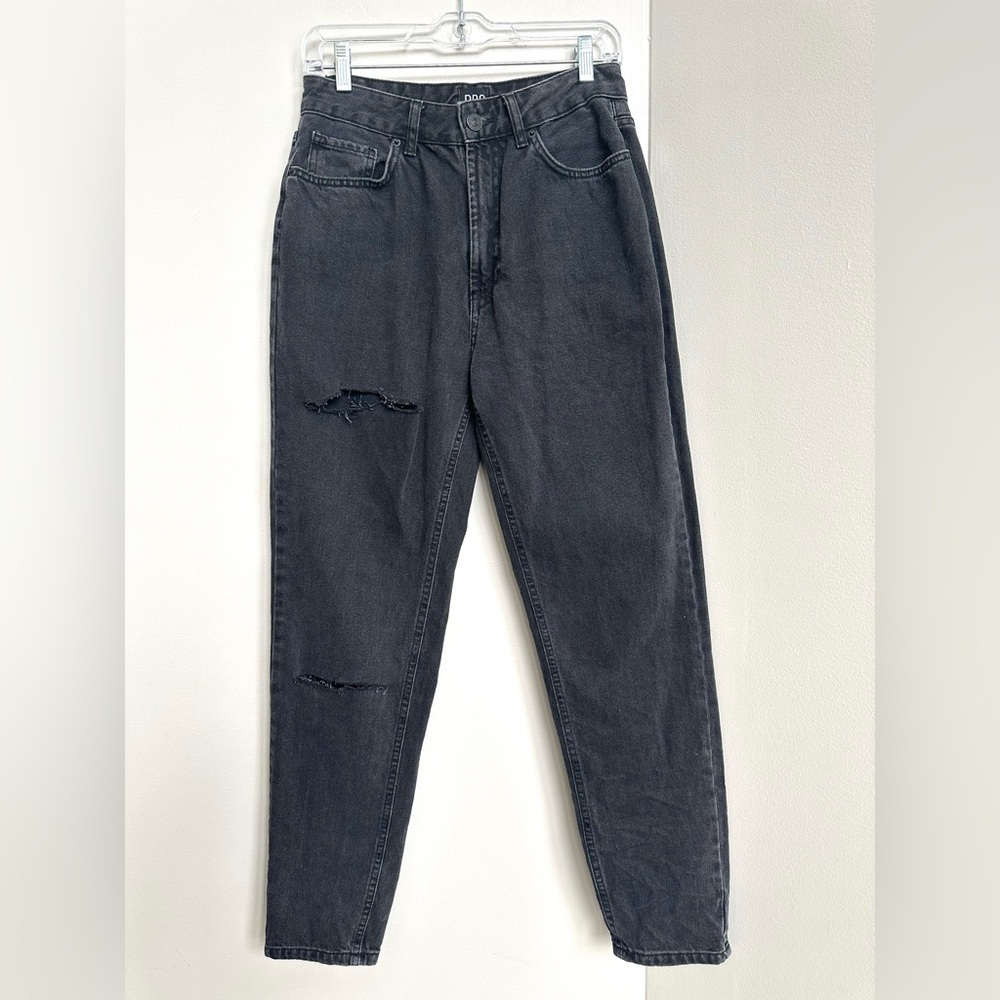 BDG Urban Outfitters Mom High Rise Distressed Jeans Black Denim 100% Cotton
